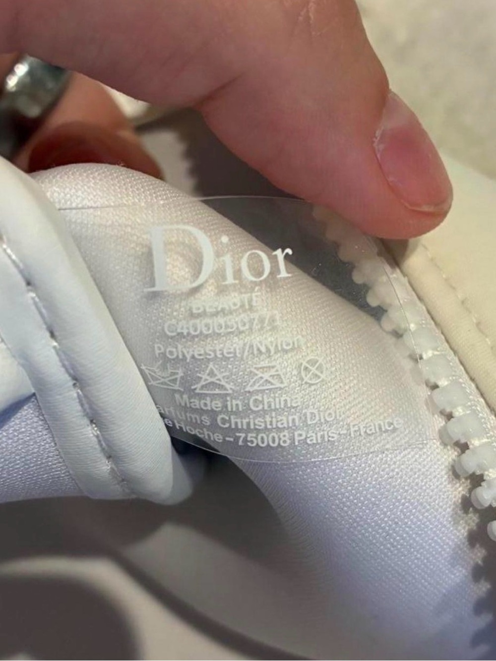 Limited Edition Dior Pouch - Picture 5 of 8